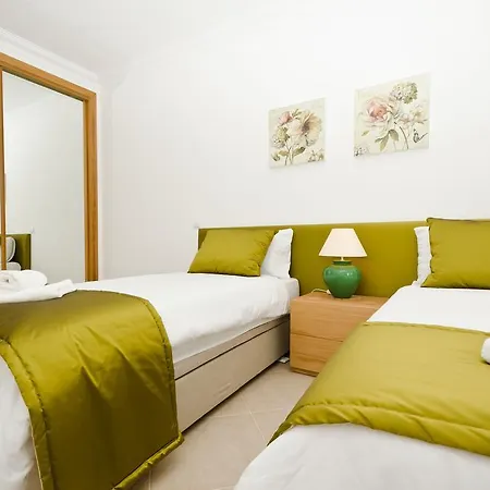 Fairviews On Boavista Golf Villa Lagos
